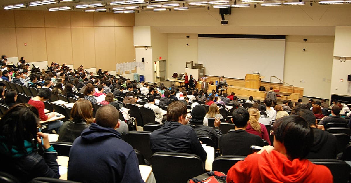 Die lange Tradition der Gegenuniversitäten