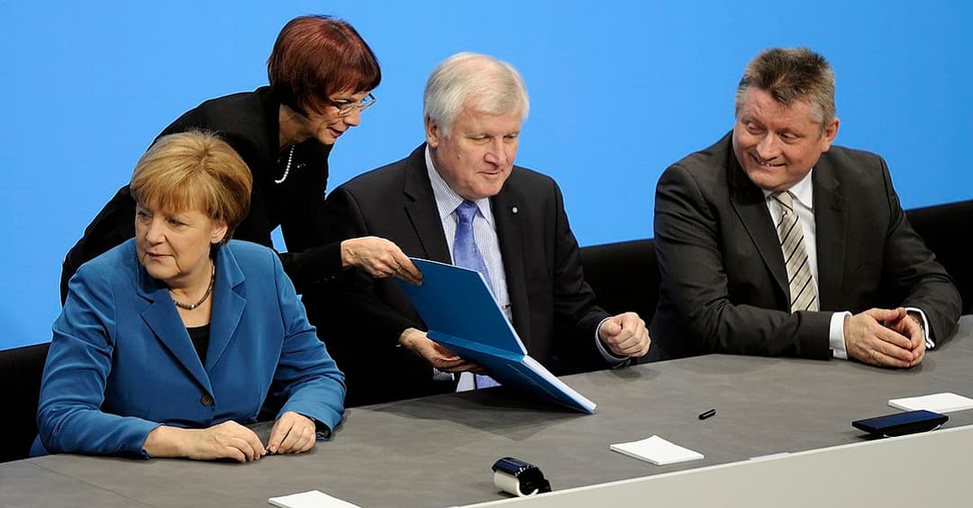 CDU und CSU einigen sich im Asylstreit – Transitzentren sollen kommen