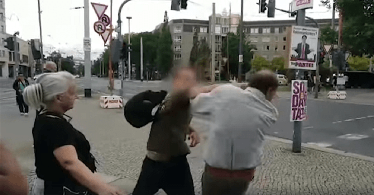Dresden: AfD-Politiker an Infostand tätlich angegriffen