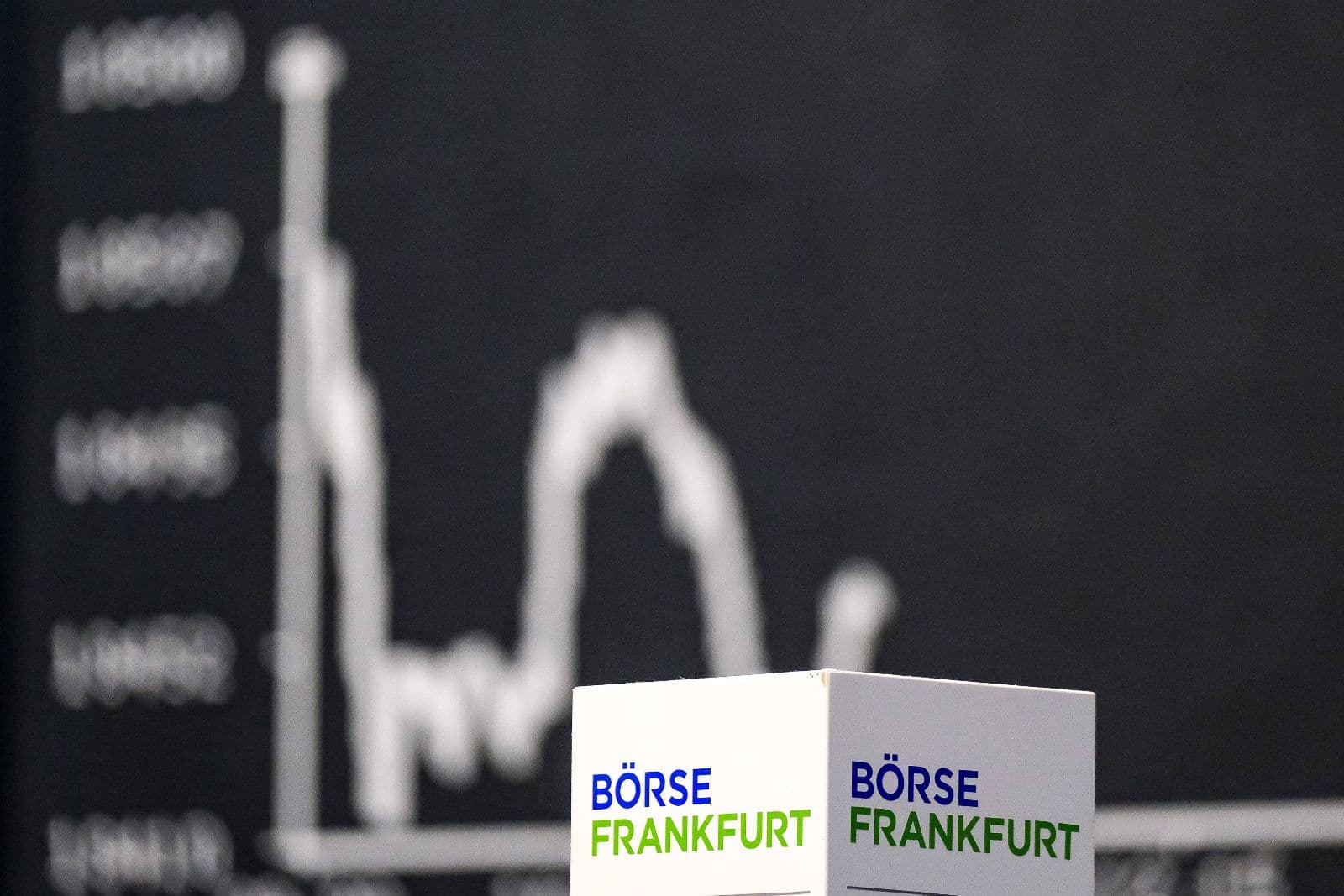 Börsenspekulation: Investoren erwarten Ende der Schuldenbremse