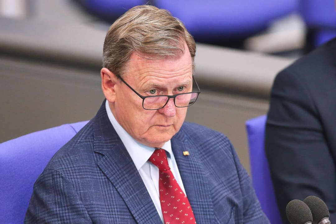 Linksextremismus: Bundestagsvizepräsident fordert Rückholung von Maja T.