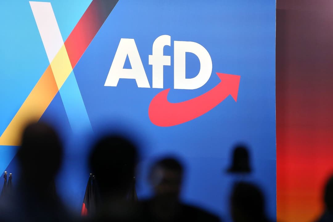 Mit Steuergeld: Christliche Akademien grenzen Opposition von „SachsenSofa“ aus