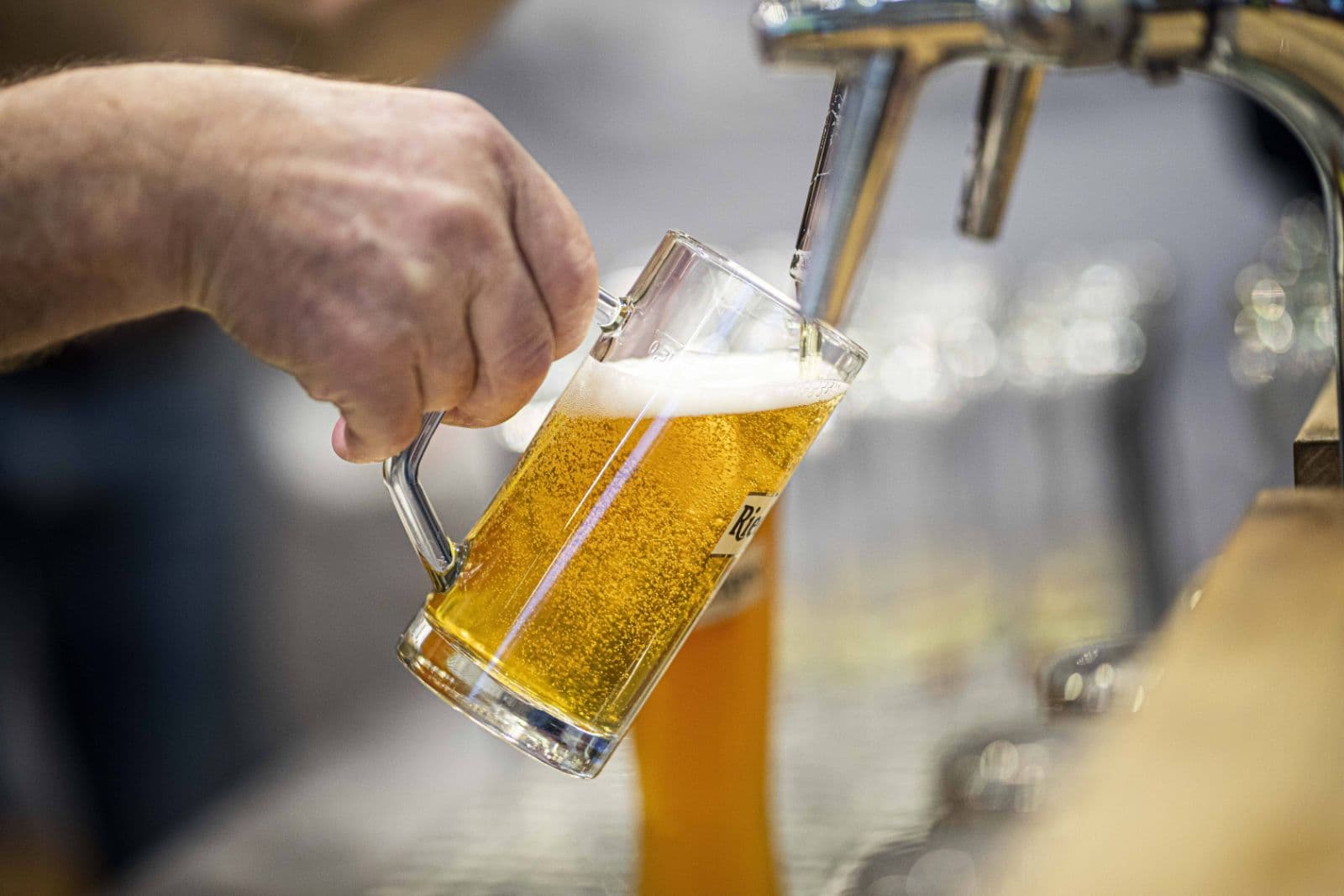 Dürens älteste Kneipe: Neue orientalische Betreiber streichen Alkohol von der Karte