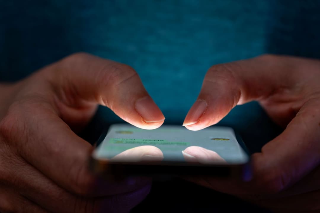 Chatkontrolle durch die Hintertür: EU will „freiwillig“ mitlesen