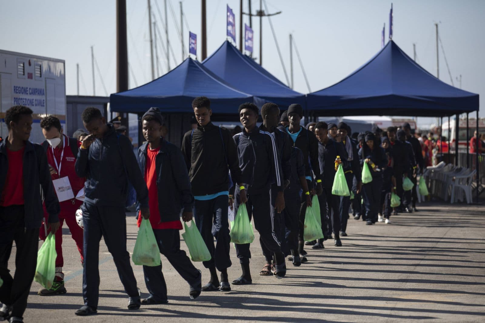 Brüssels Migrationswahn: EU ebnet Weg zur Zwangsverteilung von Migranten