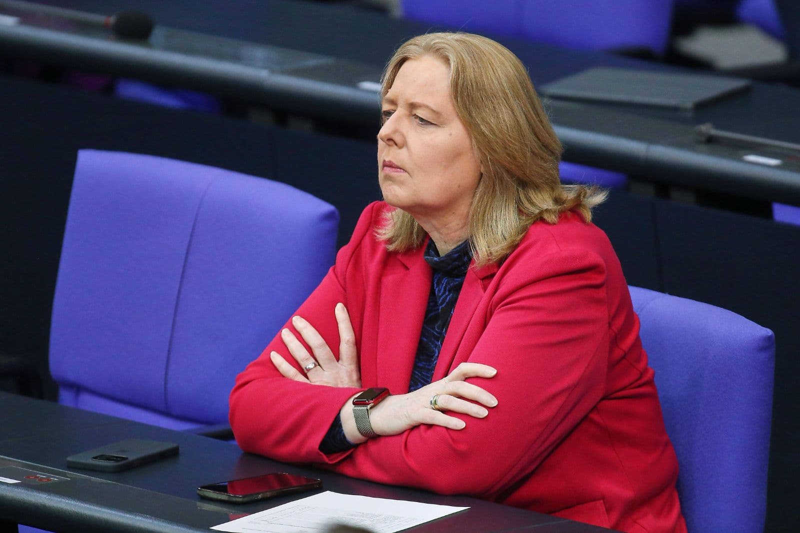 Deutschland investiert Millionen in Anwerbung ausländischer Arbeitskräfte – ohne Kontrolle