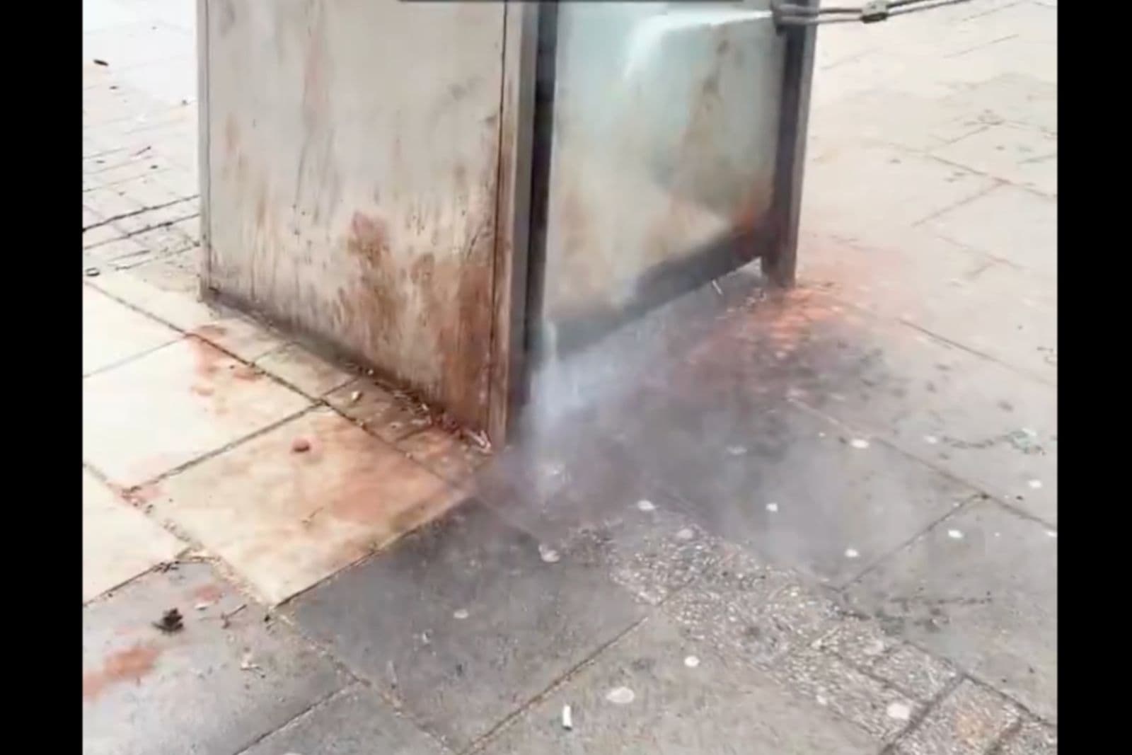 London muss jährlich 30.000 Pfund wegen Verschmutzung durch Paan-Spucker aufwenden