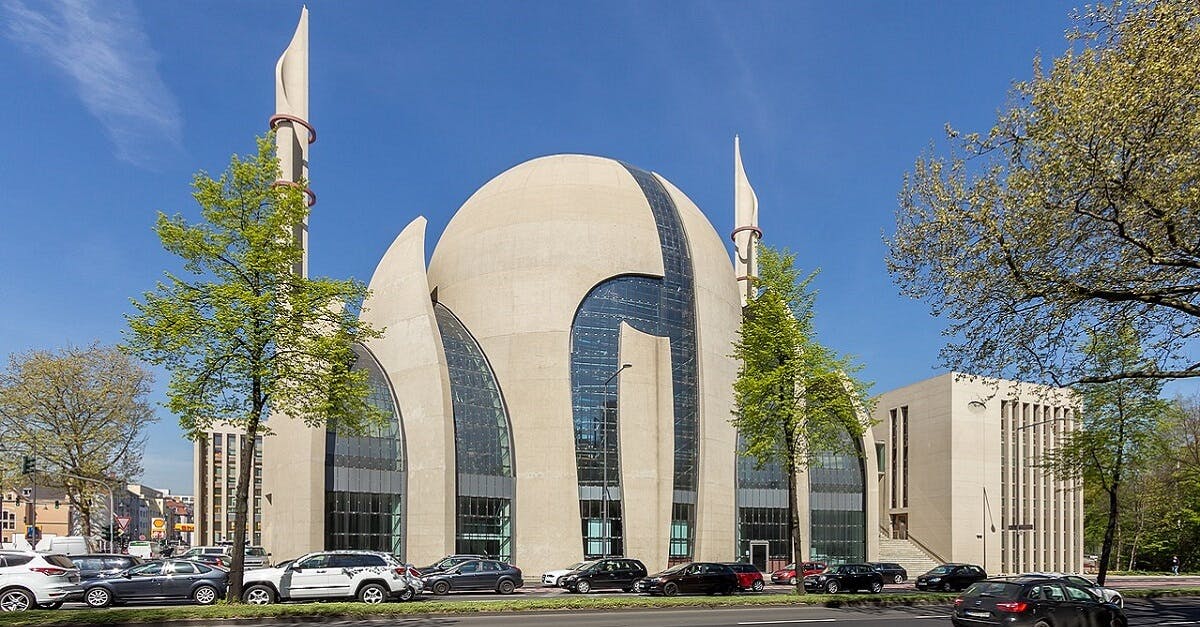 Täglich „Allahu Akbar“: Köln erlaubt Muezzinruf