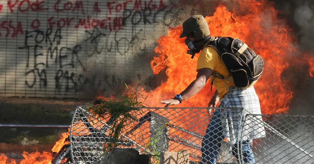 Ausschreitungen durch Bolsonaro-Anhänger erschüttern brasilianische Hauptstadt