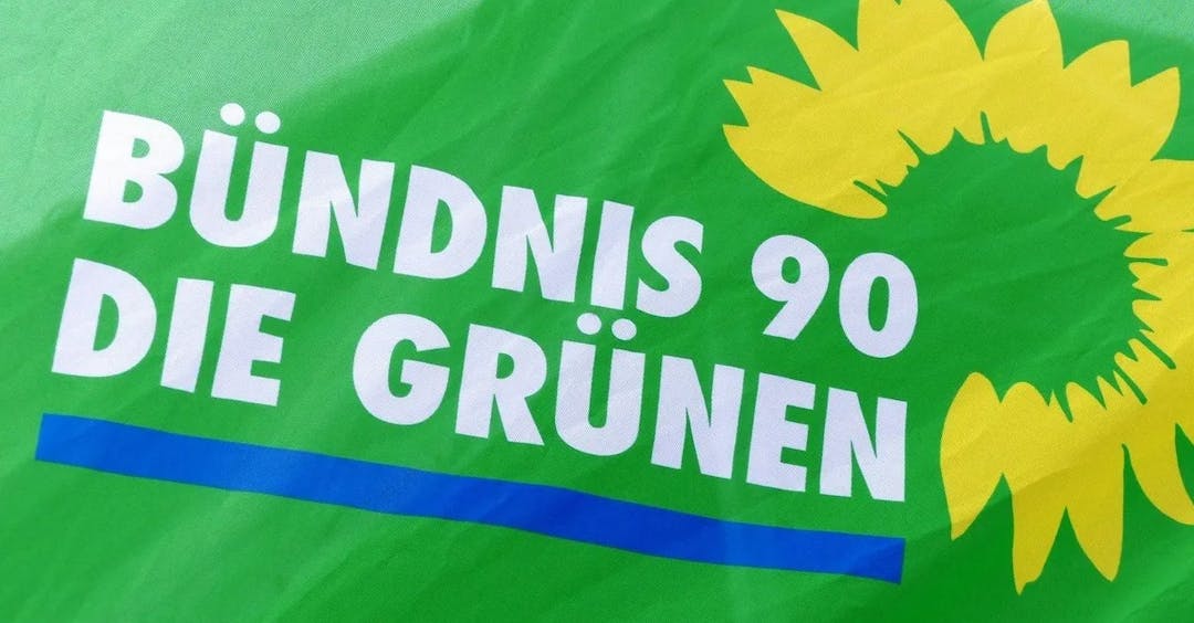 Berliner Bürger zahlen abgewählten Politikern weiterhin volles Gehalt