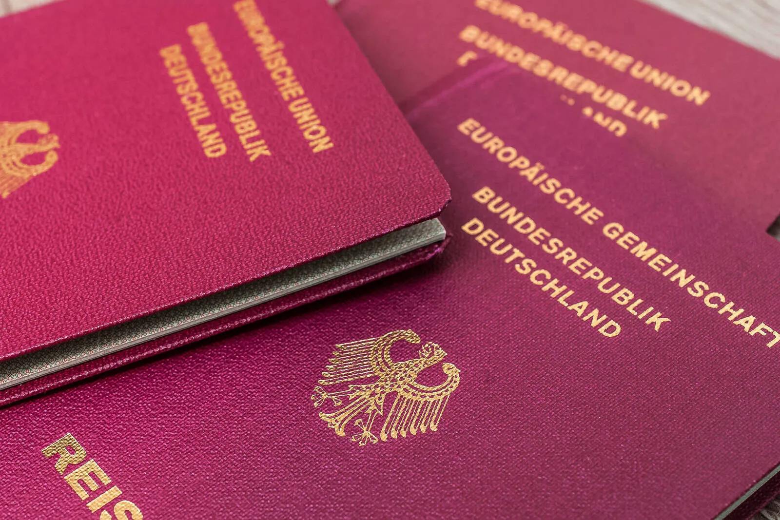 „Extremismusbekämpfung“: Regierung will Bürgern Reisepass entziehen
