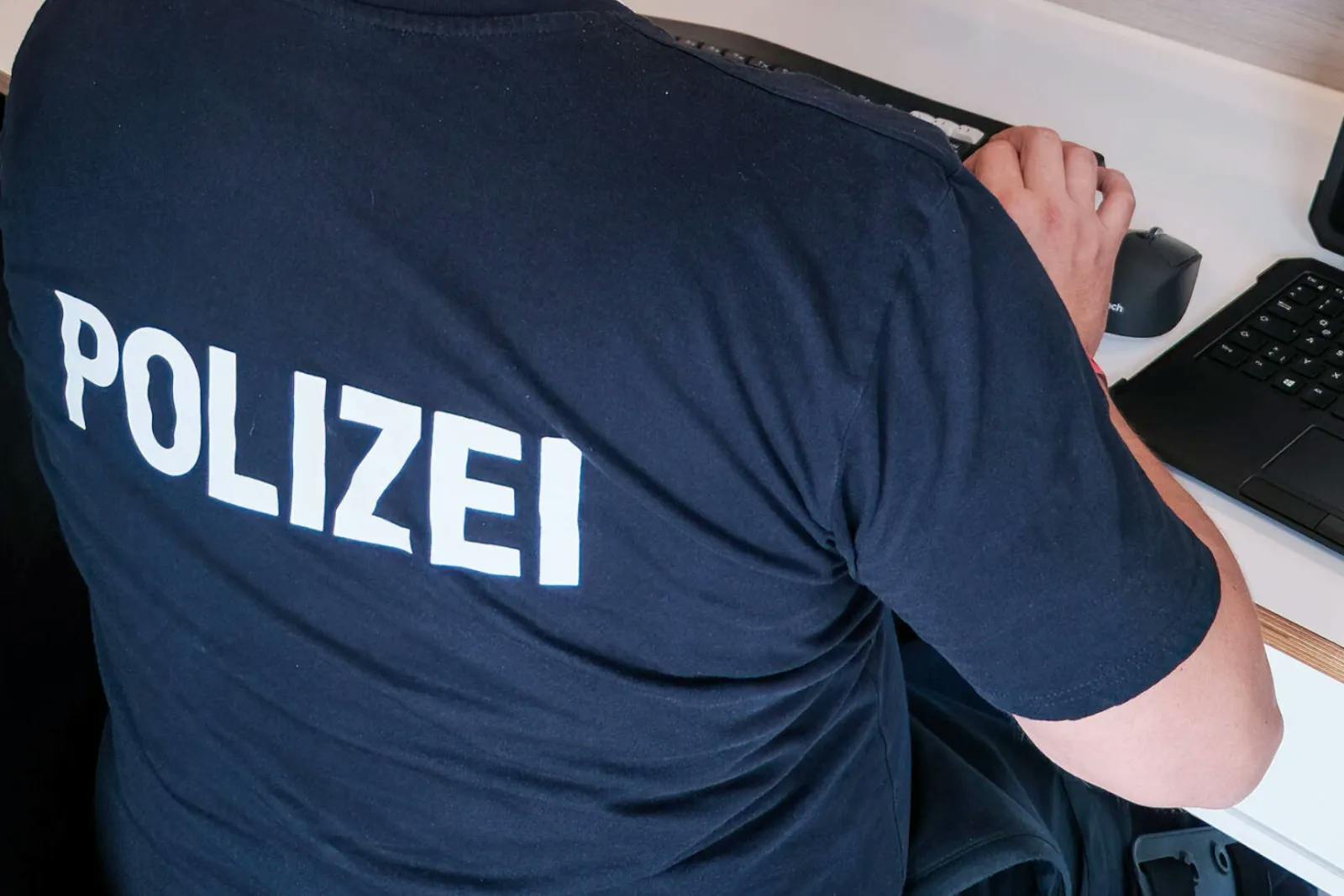 Magdeburg: Gaben Polizisten personenbezogene Daten an die Antifa weiter?