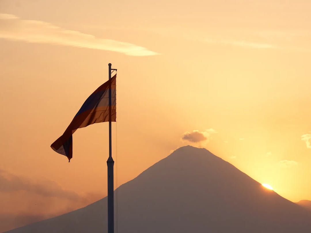 Bergkarabach: Wieso die Rechte an der Seite Armeniens stehen sollte