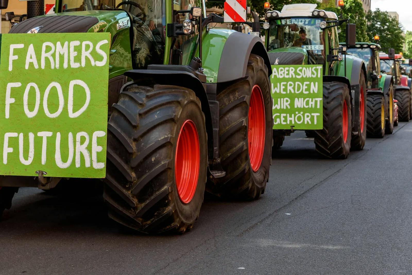 Brandenburg: Bauernprotest legt Logistikzentrum lahm