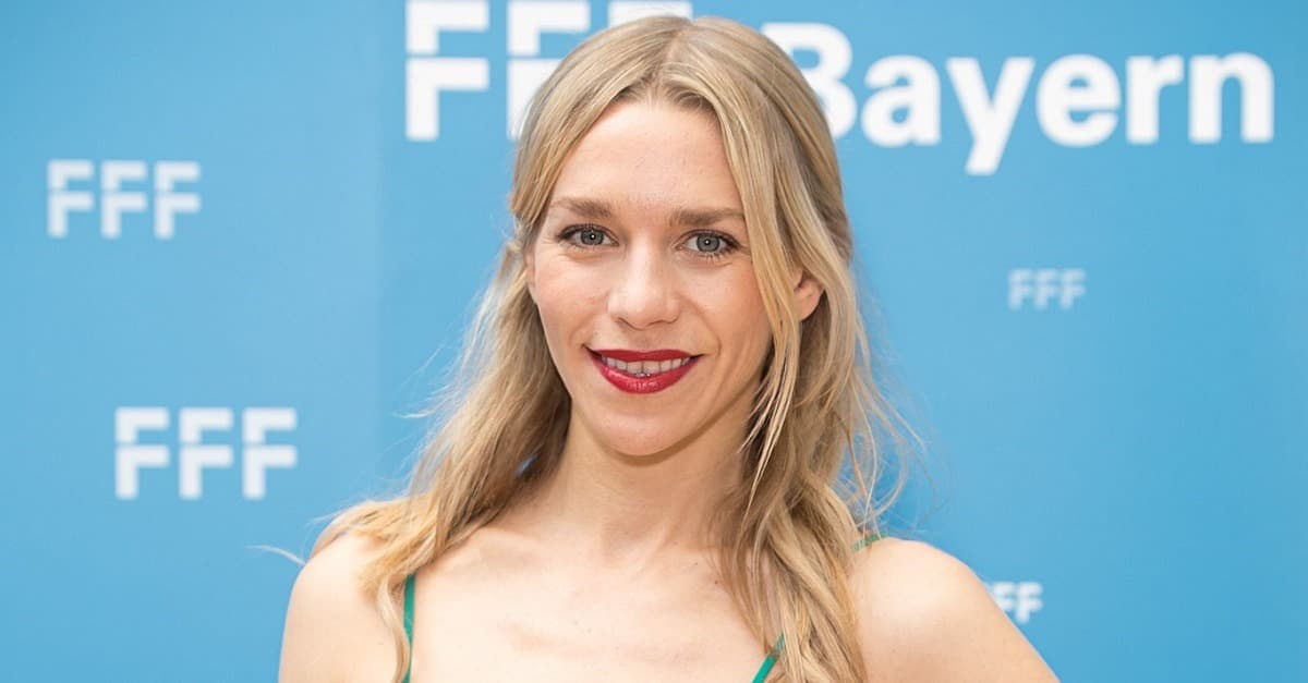 Schauspielerin Julia Dietze rechnet mit Corona-Politik ab