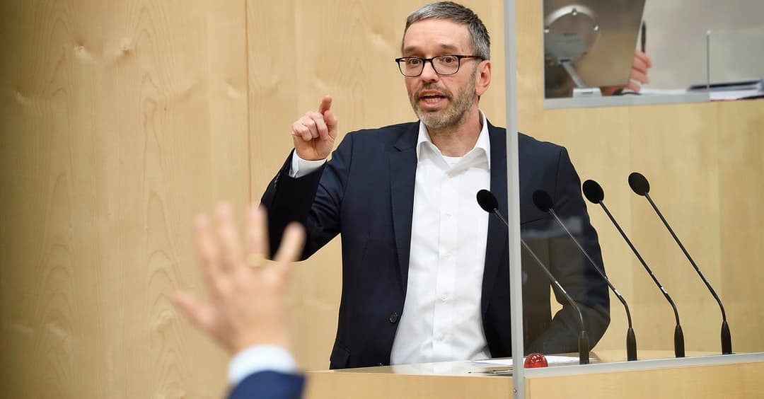 Kickl fordert Ende der Corona-Beschränkungen am Nationalfeiertag
