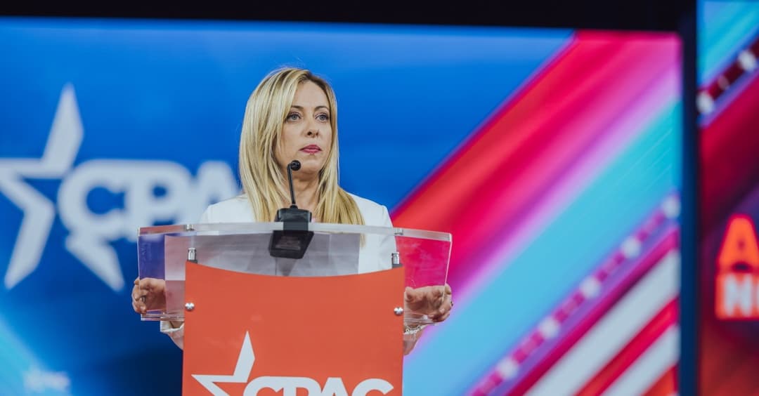 Rechtsbündnis triumphiert: Erdrutschsieg für Melonis „Brüder Italiens“