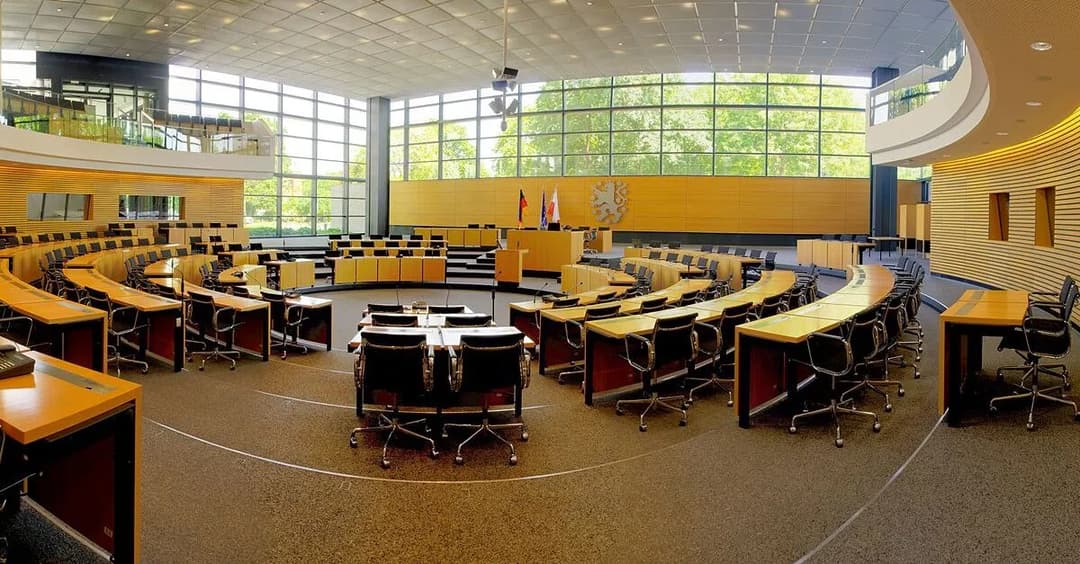 AfD, CDU und FDP überstimmen linke Regierung