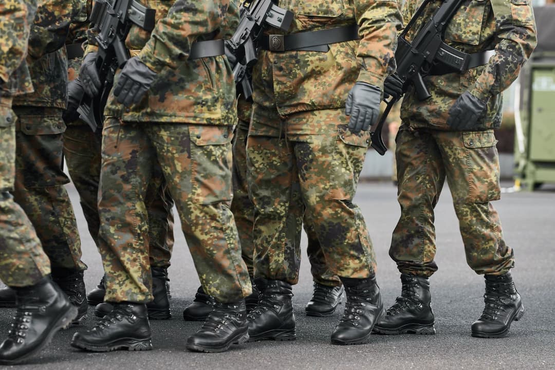 Umfrage: Grünen-Wähler wollen Kriegstüchtigkeit, aber selbst nicht kämpfen