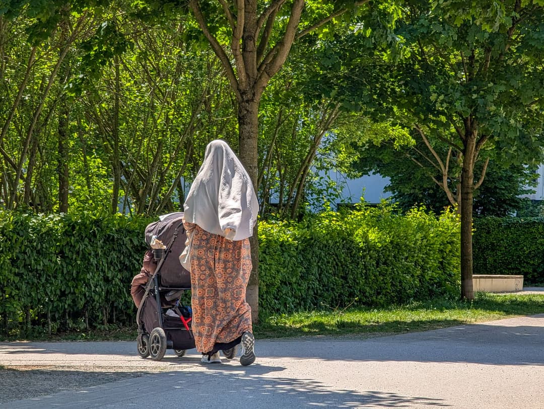 Deutschland: 72.552 Visa für Ehegattennachzug in 2024 erteilt