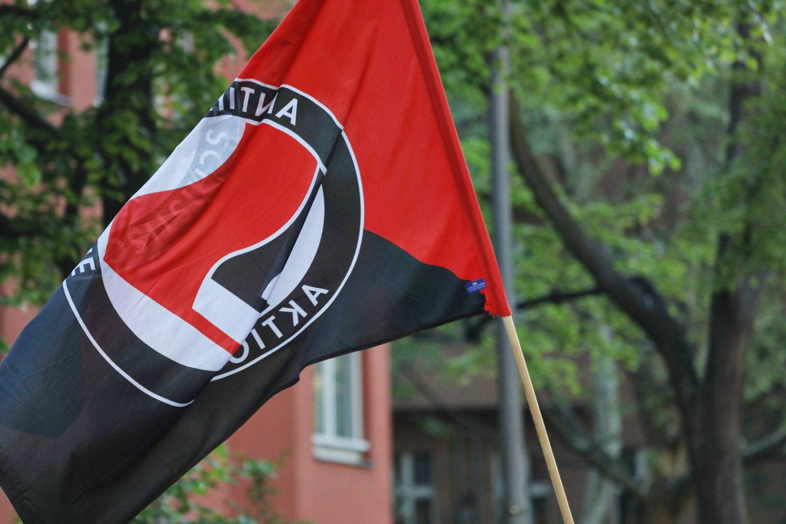 Kärnten: Polizeigroßeinsatz beim „Antifa-Camp“ wird zum Politikum